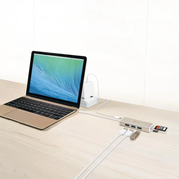 j5 Create USB-C™ 3.1 3-Port HUB with SD™/microSD™ Card Reader - Image 4